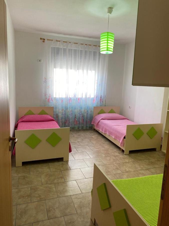 Apartmán Agaraj Apartament Orikumi Exteriér fotografie